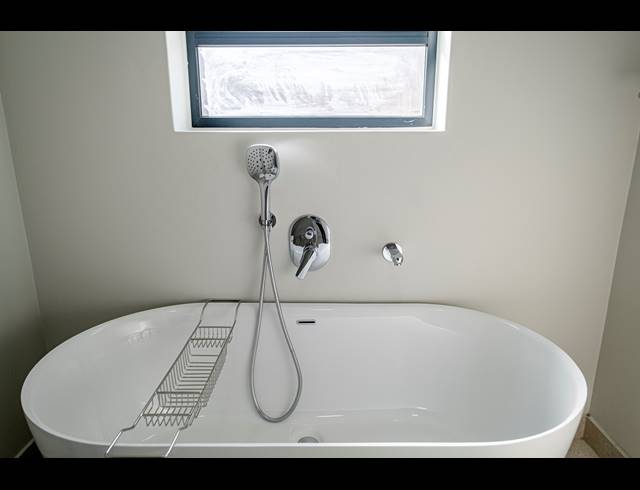 2 BEDROOM TOWNHOUSE FOR SALE IN C PLACE